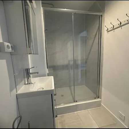 T2 4 Pers 50 M De La Avec Piscine Daire